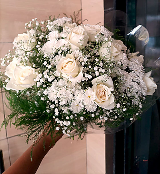 Foto do produto Buquê de Noiva Rosas Brancas - Cod: CFN BN 07